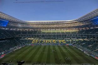 桑巴足球文化！巴西球迷狂热欢迎巴西队，尖叫呐喊激情狂欢